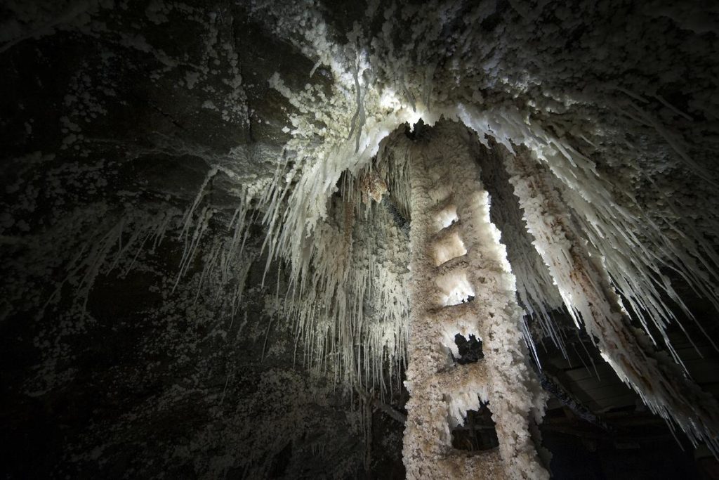 Salt stalaktiter